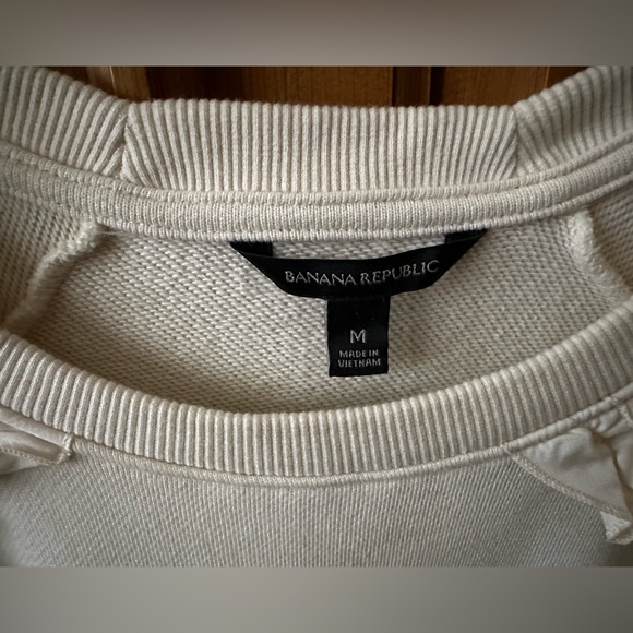 Banana Republic Top - Picture 3 of 6